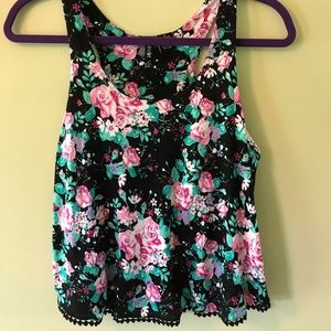 Floral tank. Size small FINAL DISCOUNT